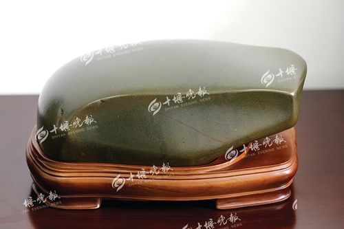 釉光青精品奇石图片图标