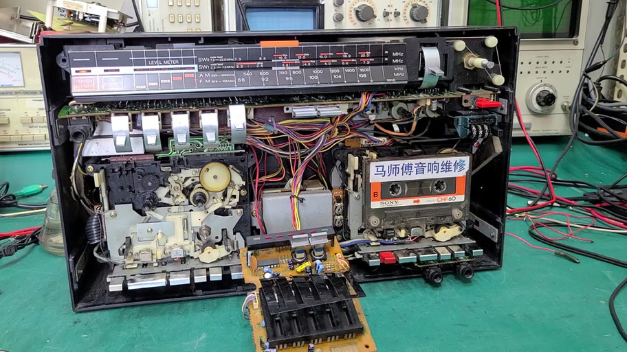 收录机维修视频截图