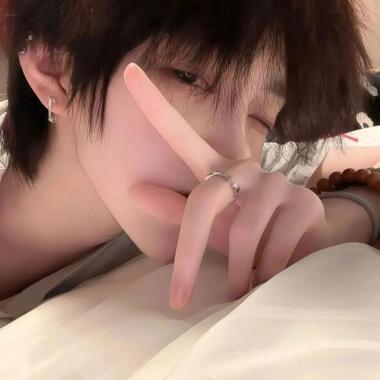 ins高质量男生头像缩略图