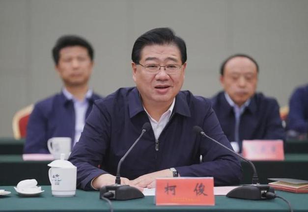 当选副主任后的发言缩略图