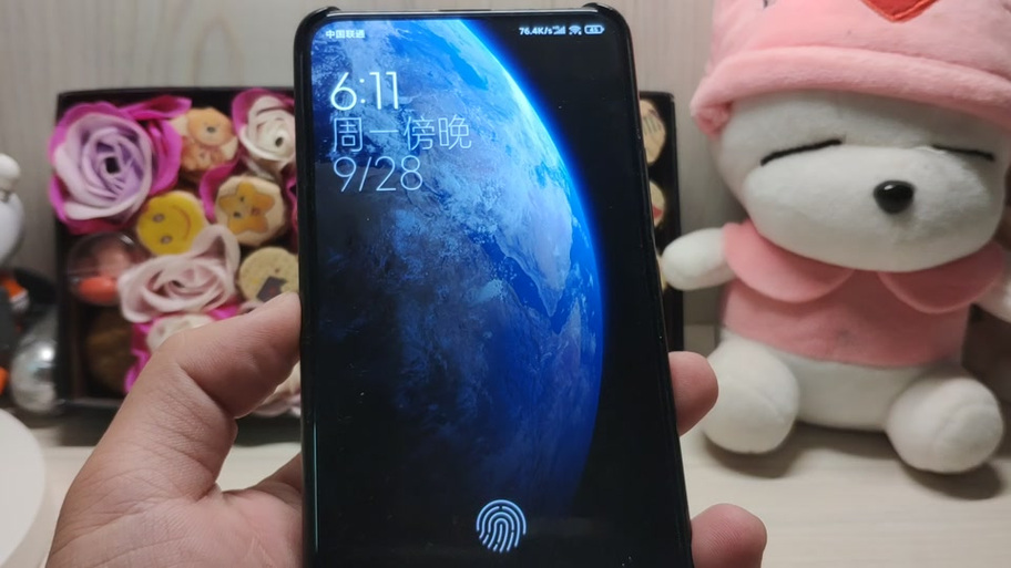 手机屏幕有一条条白线游戏截图