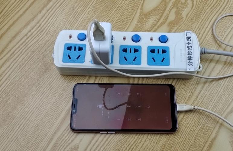 手机充电一次性充满好还是不充满好缩略图