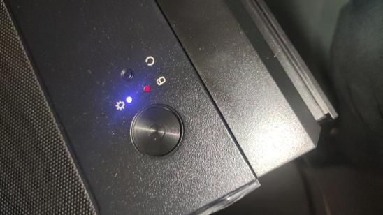 电脑开机屏幕电源键一直闪