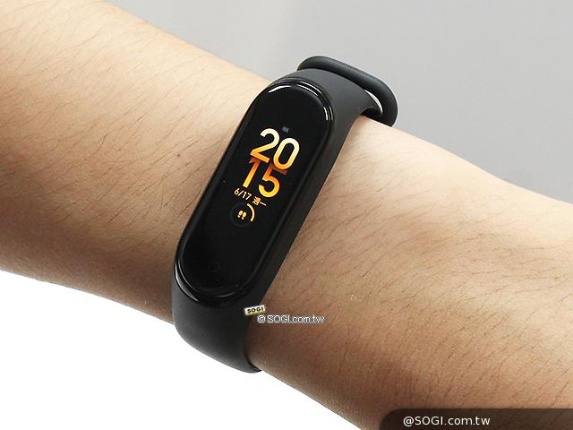 小米手环4表盘背景图缩略图