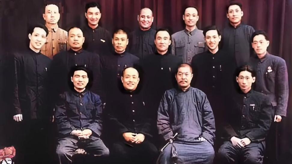 怎样把两张照片合成一张照片图标