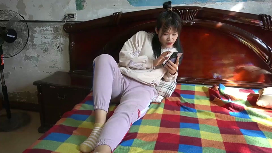 女生放超级大臭屁游戏截图