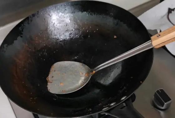 炒菜锅用过之后还可以重新开锅吗图标