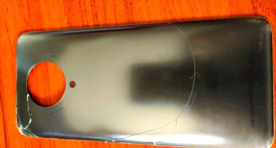 小米手机后盖碎了有必要换吗