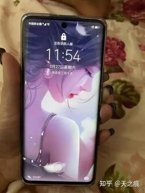 华为手机屏幕一会模糊一会清晰截图