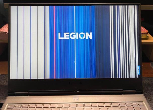 电脑屏幕出现lenovo后不动了截图