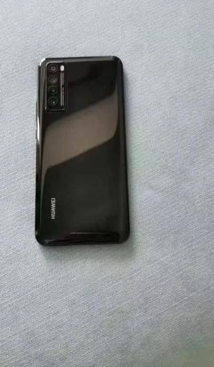 华为nova7看视频模糊图标