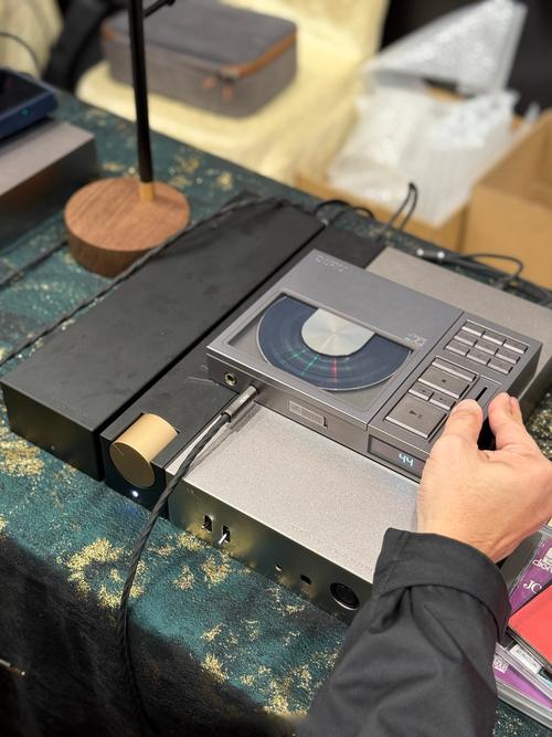 电脑没有声音了怎么恢复扬声器