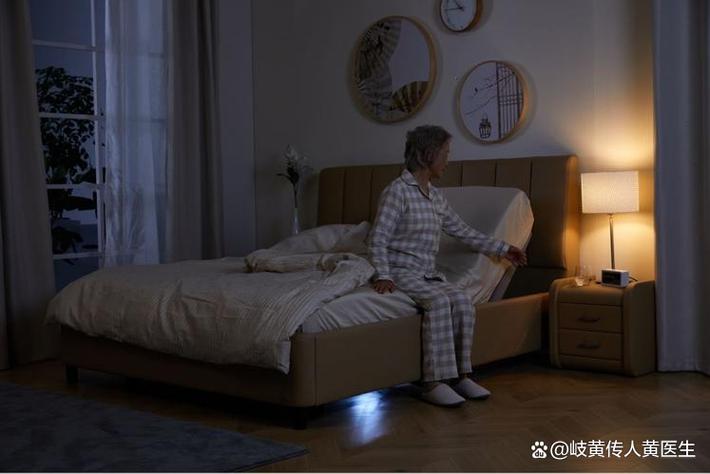 老人为什么说夜里不开灯睡觉截图