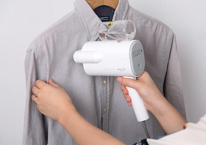 吹风机可以吹干衣服吗缩略图