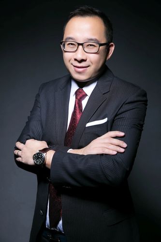 首席法务官1002首席法务官缩略图