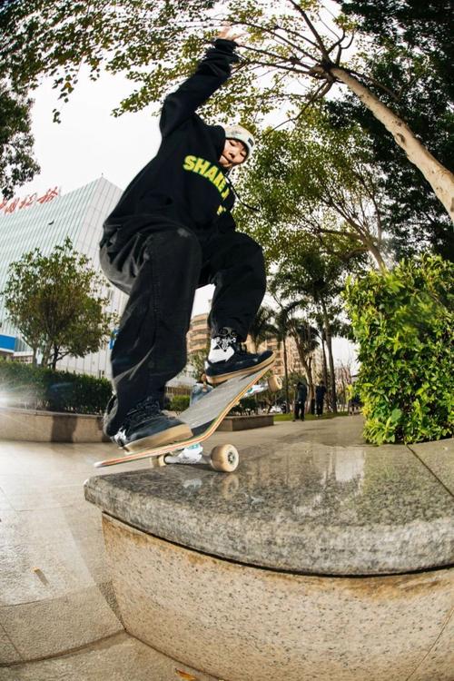 skate牌子衣服游戏截图