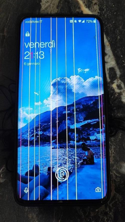 一加手机屏幕有一条线缩略图