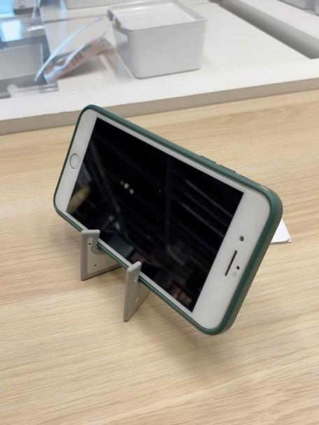 桌面工具栏隐藏了怎么恢复缩略图