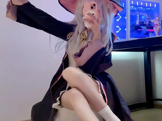 伊蕾娜COS缩略图