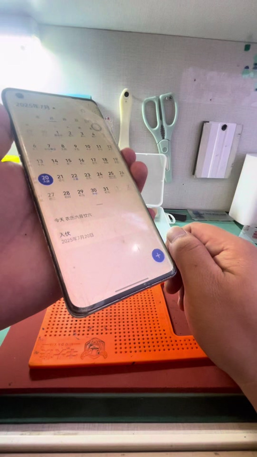 华为手机拍照变黑白的解决方法