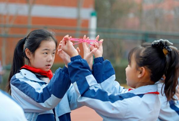 适合小学生玩的趣味游戏缩略图