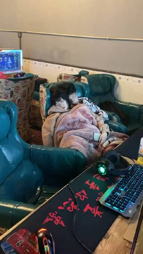 去网吧包宿怎么说缩略图