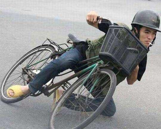 搞笑骑摩托车图片