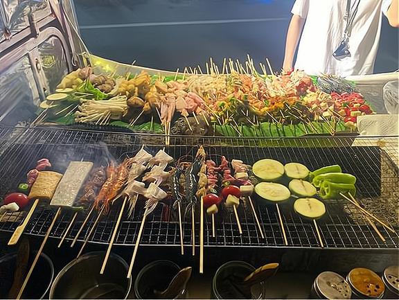 摆摊卖烧烤截图