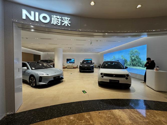萤火虫蔚来7.98万缩略图