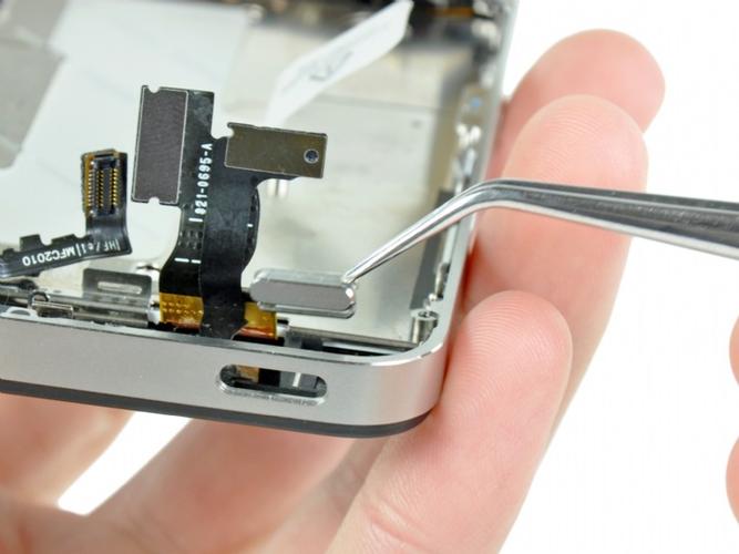 iphone开关机键坏了维修多少钱