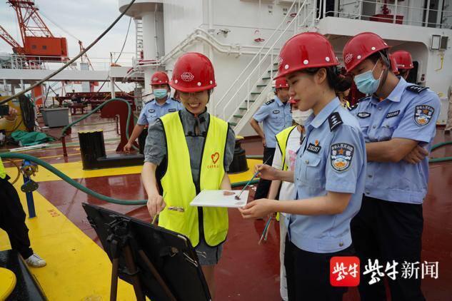 扬州熊雨轩视频截图