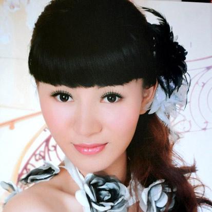娜娜个人介绍游戏截图