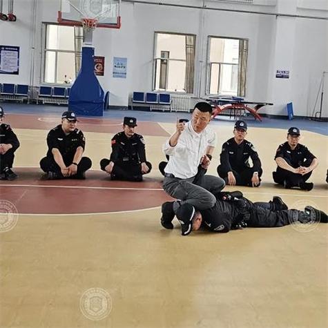 特警的培训和考试图标