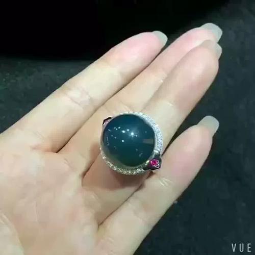 捡漏捡了个储物戒指截图