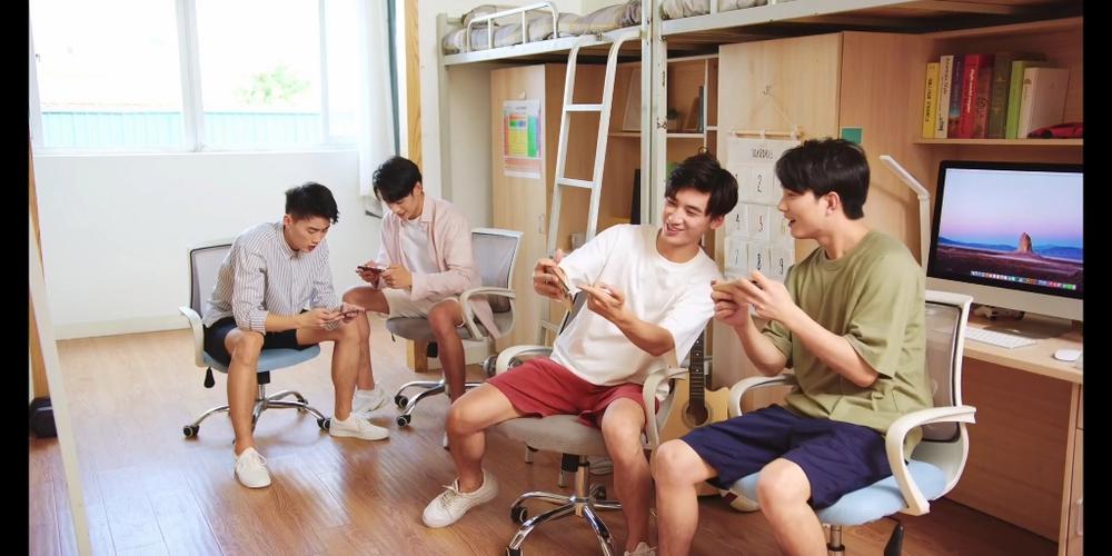 寝室四人电脑游戏截图