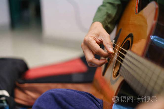 指尖吉他去广告缩略图