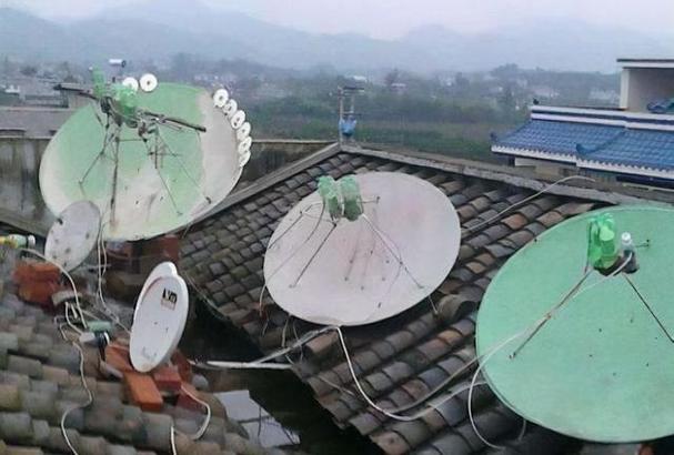 卫星锅机顶盒绿灯不亮游戏截图