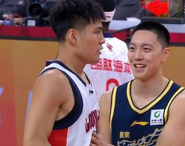 广东宏远今晚19点30直播