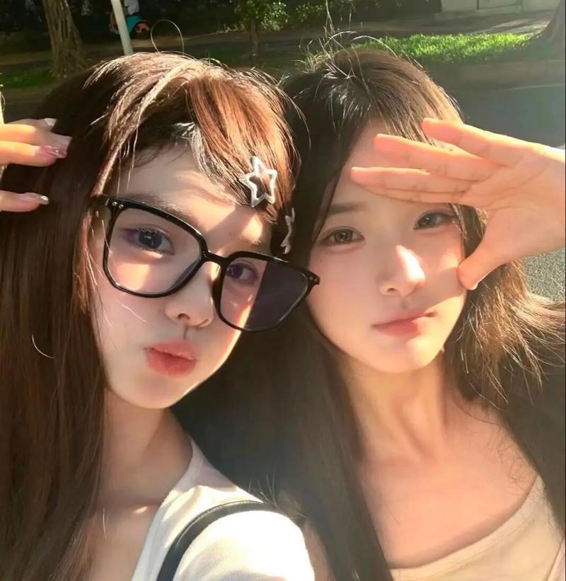 闺蜜头像双人一人一半截图