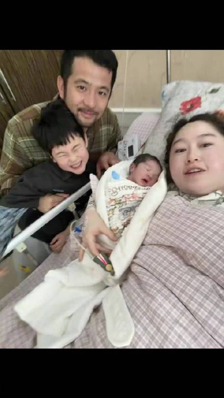 第二胎又是女儿缩略图