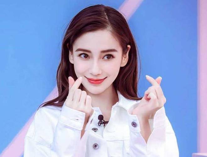 比心手势图片头像女截图