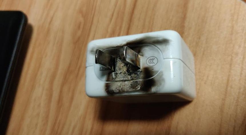 手机充电器会烧坏吗缩略图