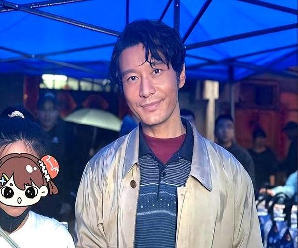 黑白弹幕最新版本2026下载图标