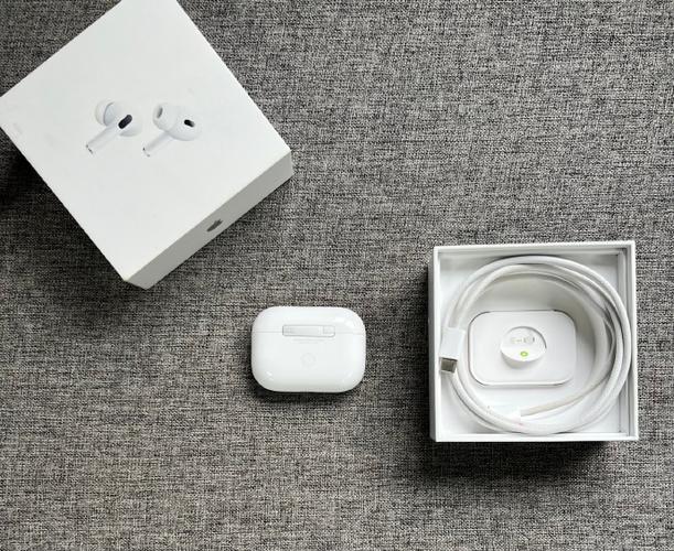 airpods pro摔了一道痕可以换吗截图