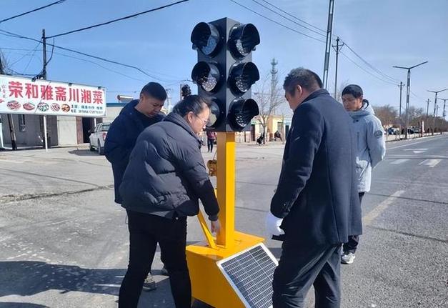 监控摄像头绿色灯常亮截图