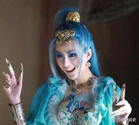 游戏厅里的蜘蛛美女游戏截图