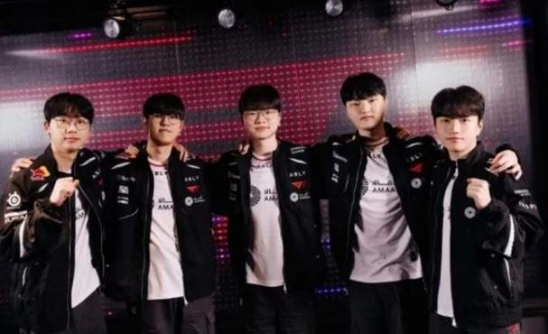 全球最有钱的lol战队图标
