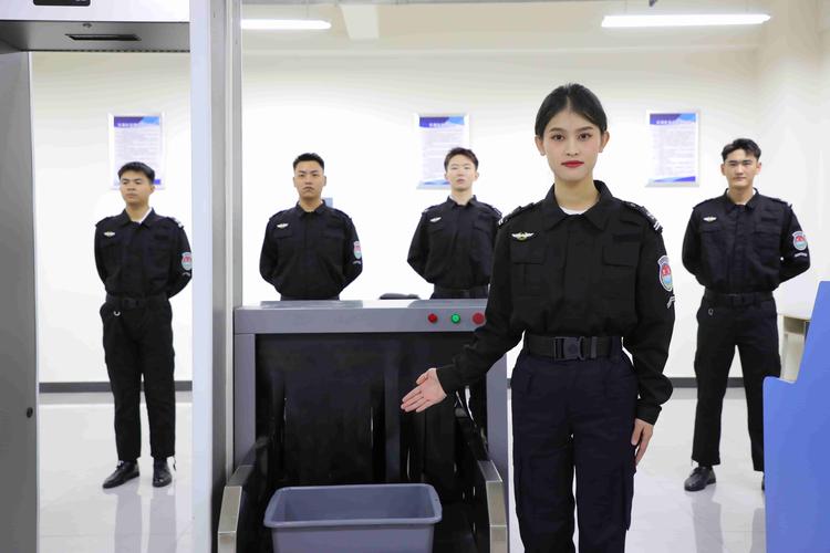 大额存单哪家利息高纪念版无删减版截图