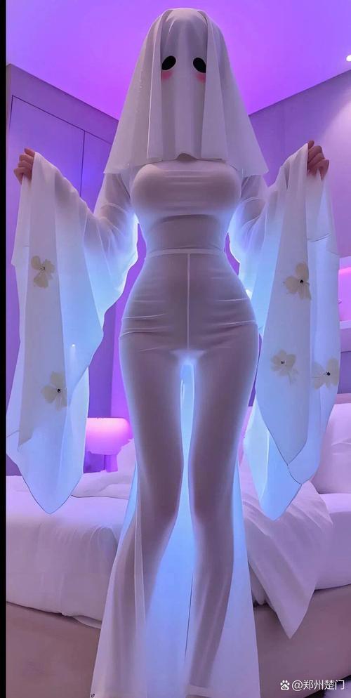 美女扒开腿❌裸体网站视频截图